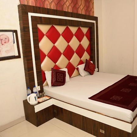 Hotel Robin Inn 阿姆利则 外观 照片