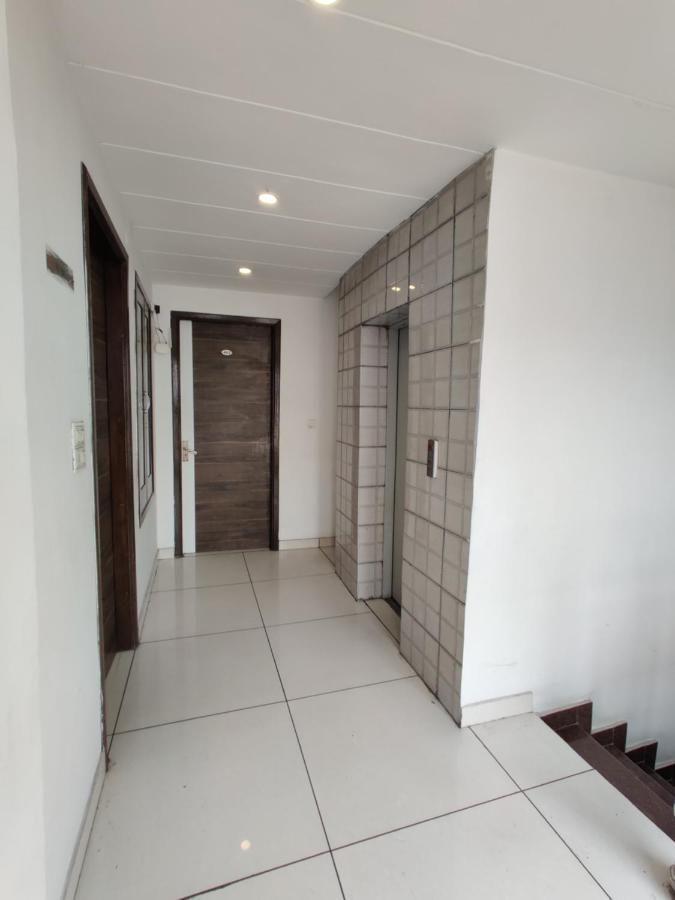 Hotel Robin Inn 阿姆利则 外观 照片