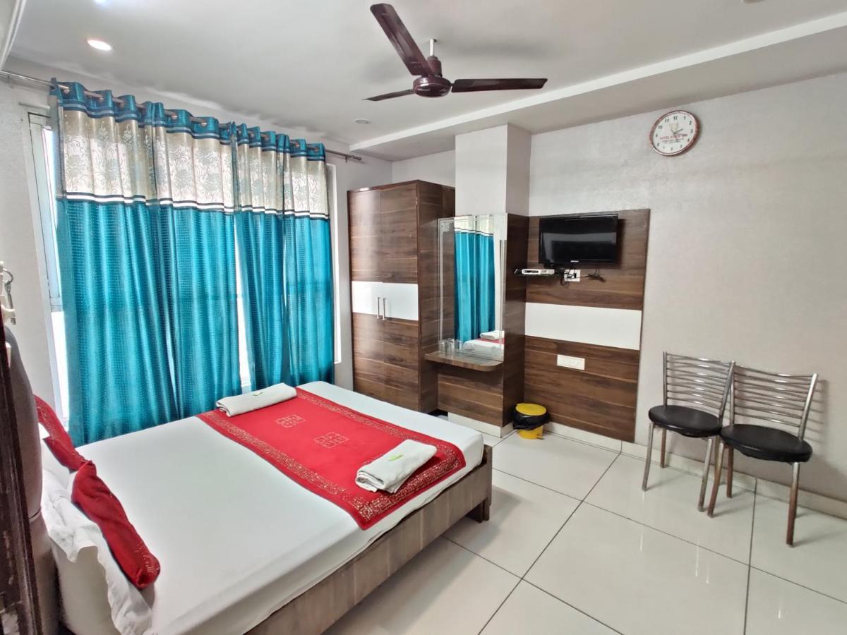 Hotel Robin Inn 阿姆利则 外观 照片